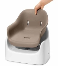 OXO Tot Nest Portable Booster Chair With Straps - Taupe -Babyzen || Stokke || CHICCO Sales oxo tot nest portable booster chair with straps taupe 122